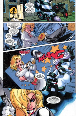 zeddfrost: #whitequeenWednesday Just some good ol’ fashion fisticuffs, from Generation X # 43 by Larry Hama and Terry/Rachel Dodson.  