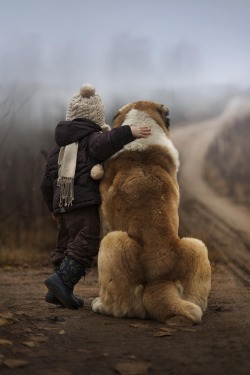 callsignchaos:  ethereo:  Elena Shumilova, Man’s bestfriend  a dog and his boy 