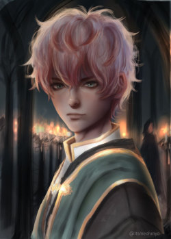 itsmeohmyo:  ✞✟Saviour Saeran✟✞ [from Bad End 3]   which I still haven’t gotten because I hate doing bad ends haha I’m a sap Finished that WIP from earlier!