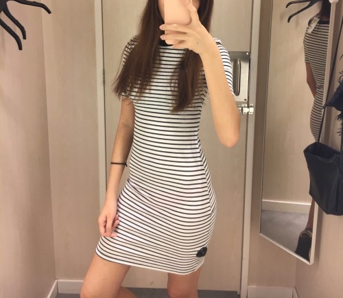 xiaosg52:  Tight body?Tighter Pussy? 