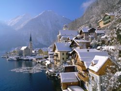 taktophoto:  Town most beautiful lake in the world, Austria “Hallstatt” 