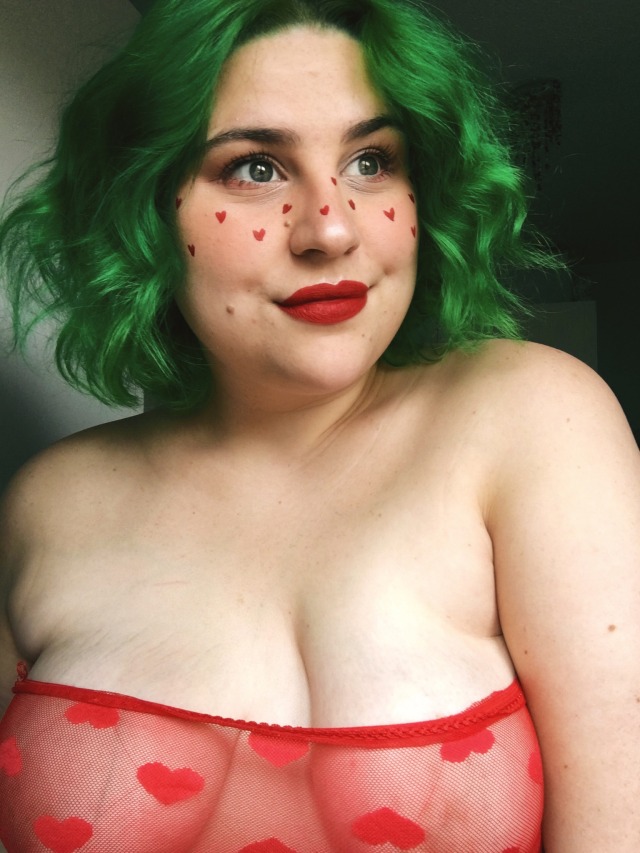 cutiebooty-tummyloving:        I’m my own soulmate        I know how to love me 