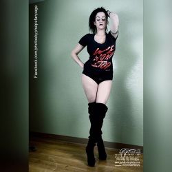Jess the Model @amandah925 modeling a shirt created by Dame T Shirts and Apparel https://www.facebook.com/dames.arts called We won&rsquo;t stop #dancer #tshirt #curves  #busty #blackbusiness  #photosbyphelps #promo #maryland #dmv #bust #sexy #hips #thickn