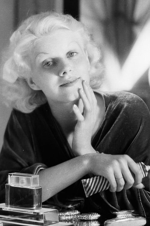 Jean Harlow without makeup Nudes &amp; Noises  