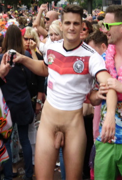 bulgeloverblog:  German soccer fan