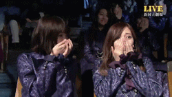   moment of the annoucement: Nogizaka46 wins 59th Japan Record Awards &lsquo;Song of the year&rsquo;   