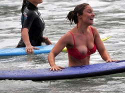 toplessbeachcelebs:  Lisa Gormley (Australian Actress) bikini slip in Palm Beach, Sydney (April 2013)