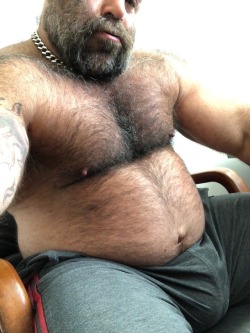 hungbob:  Got a meaty bulge, heavy and full balls, show me what you got: hung_bob@hotmail.com