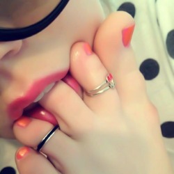 feetplease:  Tasting her own. Jealous. footaholic:  So hot   What that last guy said. Damn hot.