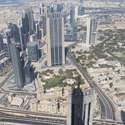 Looking down on Dubai!  #worldstallest #worldstallestbuilding