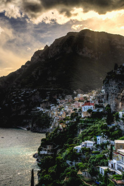 italian-luxury:  Amalfi Coast, Italy | Source  | Italian-Luxury | Instagram