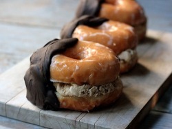 foodpornit:  Glazed donuts stuffed with chocolate chip cookie dough hand dipped in chocolate. #FoodPorn via SirJukesALot 