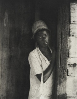 Doris Ulmann (United States, 1882-1934), young woman in doorway, 1933