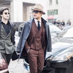 meandmybentley:They say a picture is worth a thousand words, yet after quite some time I am still unable to come up with a single word for how much I adore this entire look. Exquisitely tailored burgundy-brown three-piece suit coupled with an equally