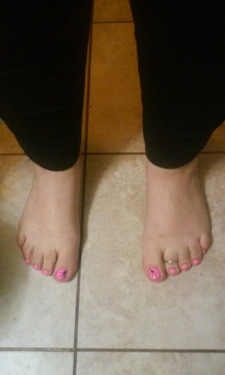 Porn pink toenails  photos