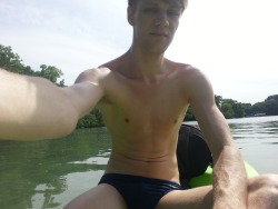 affirminggay:sometimes i feel like a simple cell phone selfie, plus tripods are a little hard to set up on a kayak