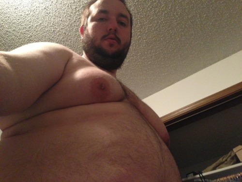 Since my handsome boyfriend posted a tummy Tuesday pic, I had to take a couple also.