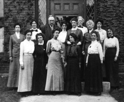 thenewenlightenmentage:  The Women Who Mapped the Universe And Still Couldn’t Get Any Respect In 1881, Edward Charles Pickering, director of the Harvard Observatory, had a problem: the volume of data coming into his observatory was exceeding his staff’s