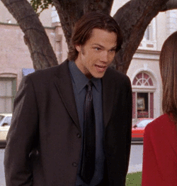 mish-amigoes:mjolnirsammy:Dean spam, 12/?Oh and he was getting married… to a woman he later cheated on with Rory… I just„ I didn’t like “Dean” in Gilmore Girls… Jess was definitely more Rory’s type. I’d love to see a continuation and