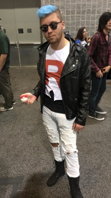 ray-winters-sings:  Punk James cosplay for Soda City Comic Con was a success ^_^