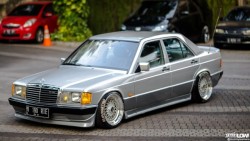 radracerblog:  Mercedes-Benz 190e W201@gettinlow-com​