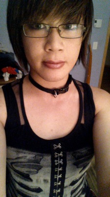Selfies!!!  Got a collar, now all i need is a master on the other end!  ;p