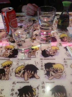 ahnjaehobo:  I went to a sushi restaurant in Miami a few days ago and the table we sat at was covered in homestuck porn. Amazing. 