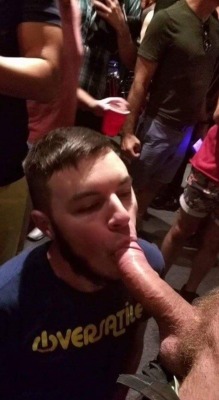 dudeswithpubes:  Sucking on a big hairy one… in public!