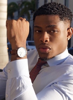 xemsays:  xemsays:  xemsays:  xemsays:  sexy nigerian attorney, CAESAR CHUKWUMAthis young, intelligent stud is practicing law in the very controversial area of broward county, florida. his popularity has grown tremendously over the past year or so as