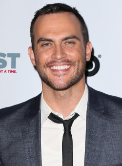 queerclick:  American actor and singer Cheyenne Jackson’s jack off video. Watch full video on QueerClick. 