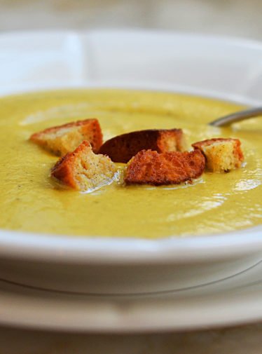 foodffs:  9 Fall Soups To Cozy Up WithFollow for recipesIs this how you roll?