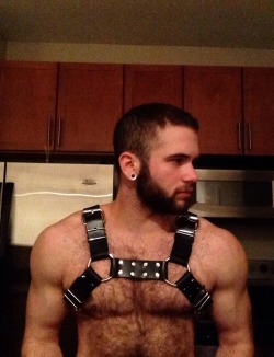 gymratskip:  oliveracedavis:  I got a new toy. :)  &ldquo;I was having sexual problems when I happened to run into Dr. Skip at the local leather bar!&quot;  &quot;He had the cure for me instantly!&rdquo; &ldquo;He grabbed my harness with one hand an