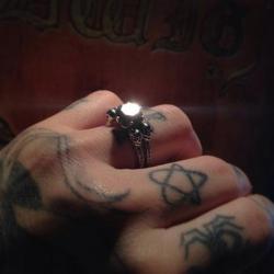 another pic of kat von d&rsquo;s ring