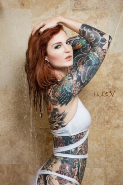 theleeallure:  ashcatred:  altmodelgirlcrush:  Luna Marie  Tattoo redhead Monday!  Replace her tats with bruises and that’s how I feel and just as beautiful! hypno-sandwich enscenic alice-doe hypnosubdude theleeallure  yummy 