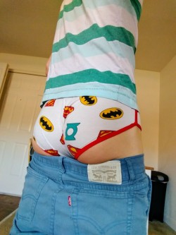 thepaddedpunk:Daddy, these new undies keep getting wedgied under my school shorts…Can’t you please get me some boxers? Puleeze?? Thanks for posting these, @thepaddedpunk. I RAN, did not walk, to the online store that sells these. SOoooooo excited.