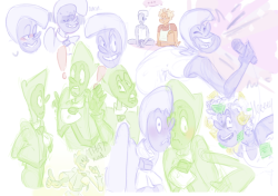 spexiart: Here’s some embarrassing doodles of the unluckiest zircon in the galaxy and her green bean  they’re so adorable help btw on the small chance that either of the zircons get to earth, I’m praying they’d hang with Ronaldo 