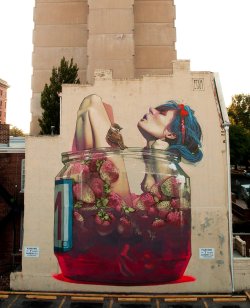 antho-phila:  stunningpicture:  Street Art in Poland  I LOVE THIS  Street art in Richmond, VA!