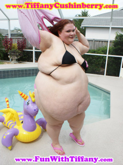 tiffanycushinberry: Stripping down to get in the pool… My Clip Store: www.FunWithTiffany.com My Website: www.TiffanyCushinberry.com #bbw #ssbbw #obese #belly #fat #tiffanycushinberry #fatty #feedee #feedist #gainer #bbwtiffany #camgirl #bbwporn #ssbbwporn