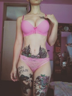 sextattoosdrugs:  instagram: @sex.tattoos.drugs