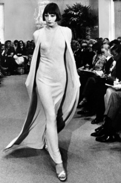 candypriceless:  Anjelica Huston in Halston, a peach gown with