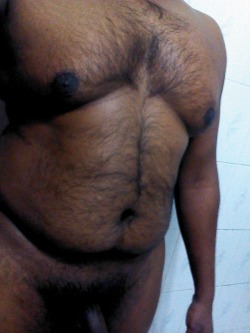 indianbears:  UBER HOT SUPER BEAR FROM INDIA!   Probably the only dedicated INDIAN BEARS blog in Tumblr: http://INDIANbears.tumblr.com/
