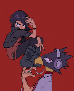 frozenspots:  another good brotp is tokoyami and jirou let those kids bond over edgy music and black clothes 