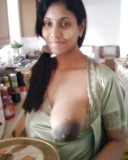 I love to pull out your boob in the kitchen!