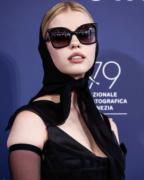 userethereal:  MIA GOTHattends the photocall for “Pearl” at the 79th Venice International Film Festival | Sept 03, 2022