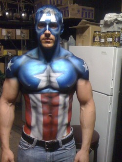 shredded-like-a-julienne-salad:  omg! so sick…i wish i could do that for halloween  His body though.