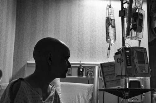 unicorn-meat-is-too-mainstream:  The Battle We Didn’t Choose is a powerful collection of images by photographer and loving husband Angelo Merendino, documenting his wife Jennifer’s battle with breast cancer. Their story begins like your typical “boy