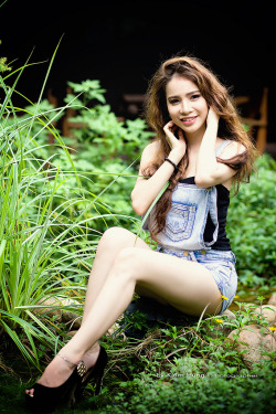 Vietnamese Beauty Outdoor  From &Amp;Ldquo;Vietnamgirlscollection&Amp;Rdquo; (Reblog