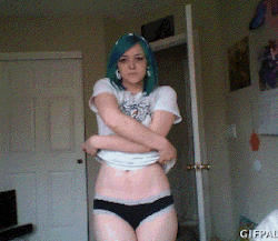 sexysexnsuch:  Some gifs sent to us by http://danny-cee-.tumblr.com Thank ya! Go check out her blog -J 