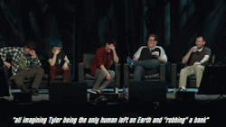 marielgum:  I lost it here haha(from the Markiplier &amp; Friends panel)