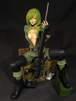 hierojux:  A bishoujo Sniper Wolf is straight off my wish list. Good on Koto making this happen. Tried a few different positions with her rifle.